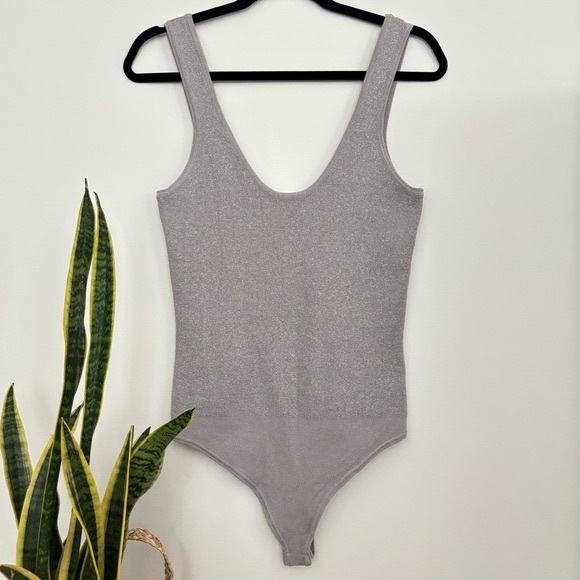 NWT House of Harlow 1960 Luxe Essentials Bodysuit - Picture 2 of 7